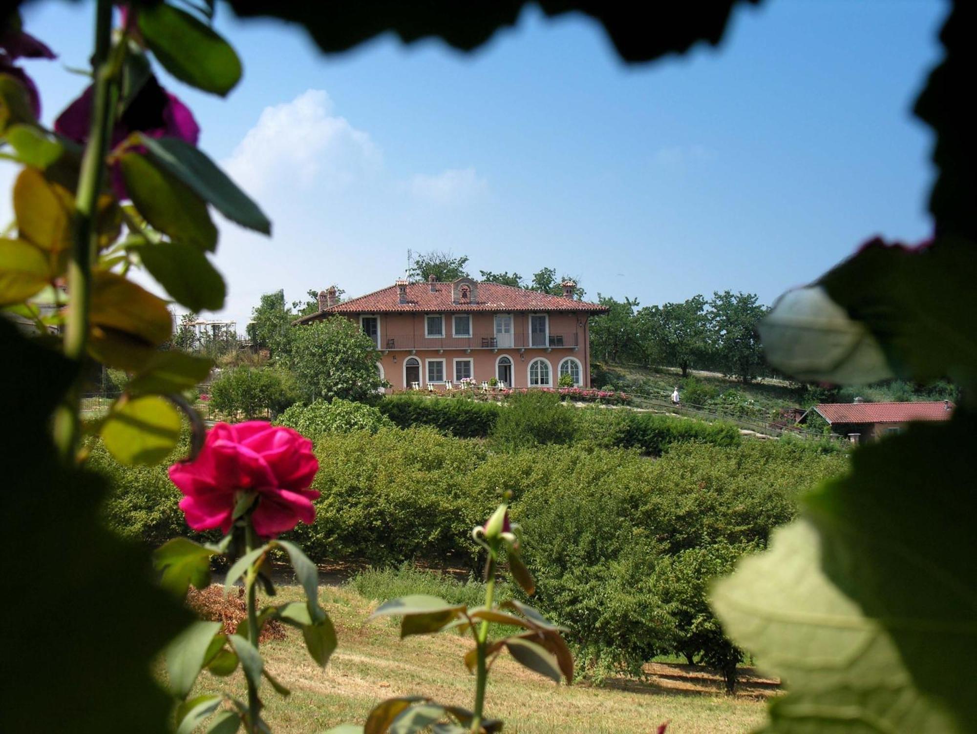 Villa Bricco Dei Cogni La Morra Exteriér fotografie